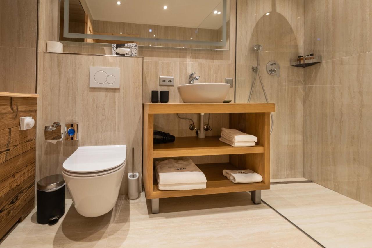 Hotel Grischuna Бівіо Екстер'єр фото